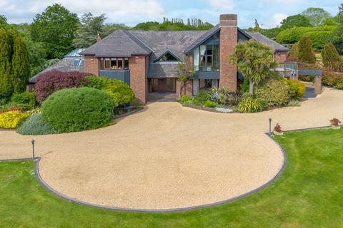 5 bedroom detached house for sale, Brook Avenue Warsash Southampton, Hampshire, SO31 9HP