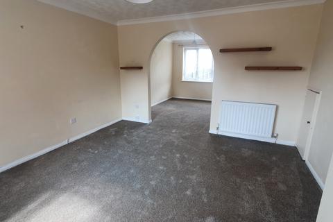 3 bedroom semi-detached house to rent, Speirs Way, Diss IP22