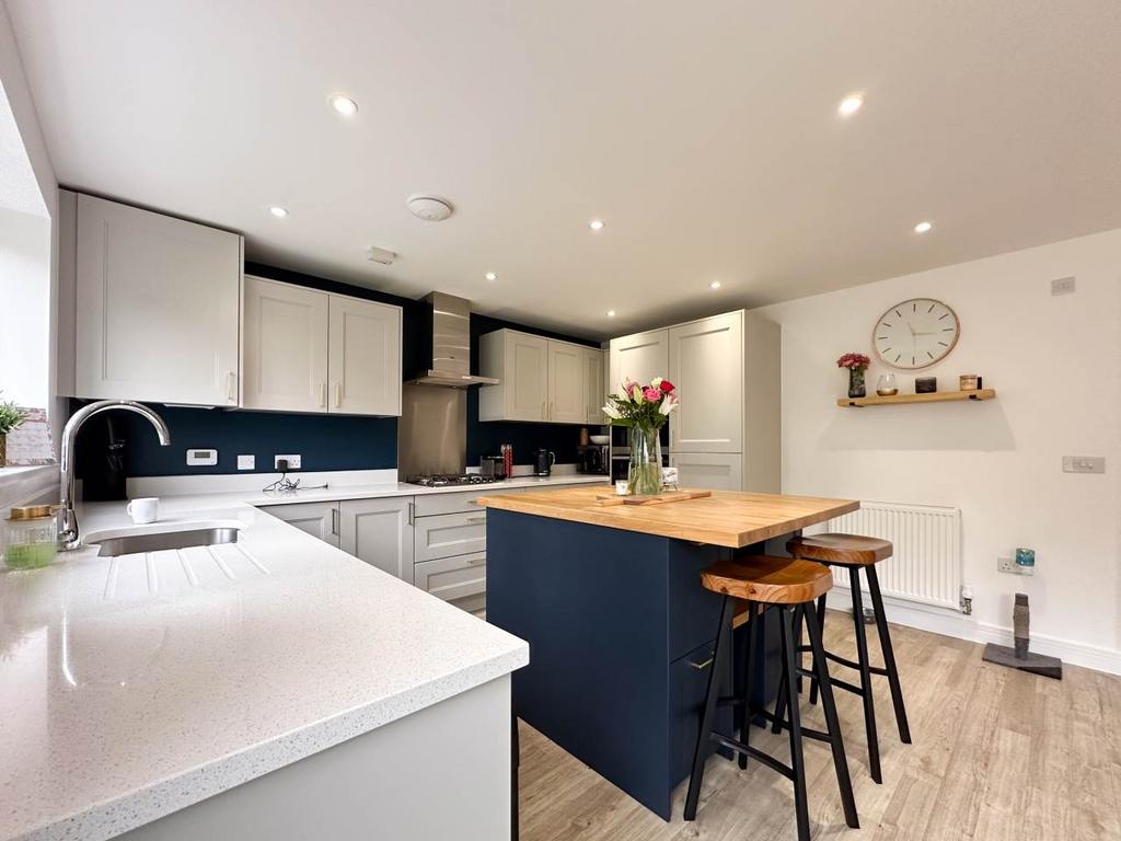 Kitchen 2