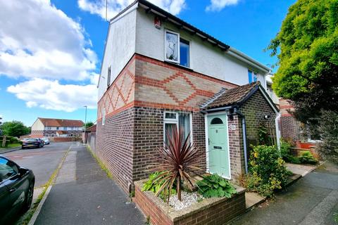 2 bedroom end of terrace house for sale, Warwick Orchard Close, Plymouth PL5