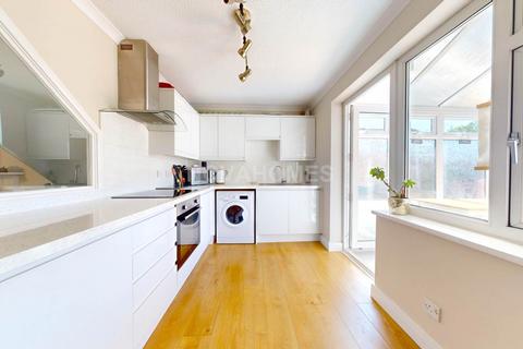 2 bedroom end of terrace house for sale, Warwick Orchard Close, Plymouth PL5