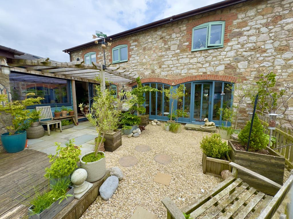 Truly Exceptional Four Bedroom, Converted Cider M