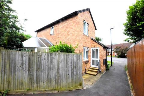 2 bedroom end of terrace house for sale, Windermere Close, Feltham, Middlesex, TW14