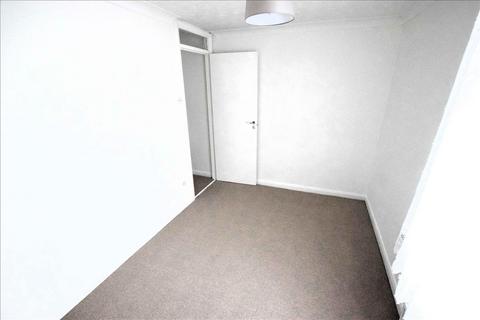 14 Windermere Close, Feltham, TW14 9QF