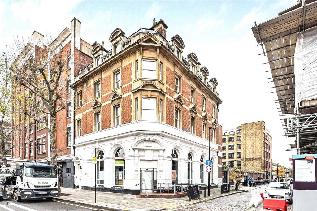 Bethnal Green Road, London, E2 Shop to rent £5,417 pcm (£1,250 pw)