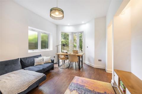 2 bedroom maisonette for sale, High Road, Finchley, London, N2