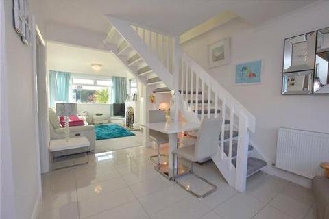 4 bedroom bungalow to rent, Derek Road, Lancing, West Sussex, BN15