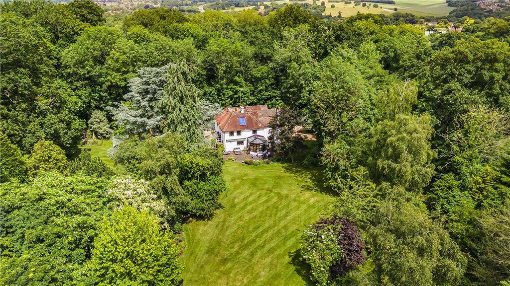 Digswell Place, Welwyn Garden City... 5 bed detached house for sale £