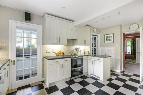 5 bedroom detached house for sale, Digswell Place, Welwyn Garden City, Hertfordshire