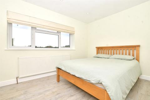 63 The Street, Fetcham, Leatherhead, KT22 9RB