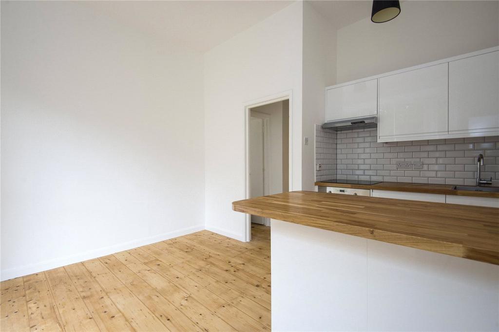 Kitchen/Reception