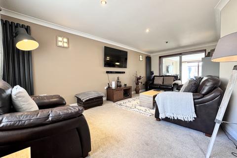 62 Coniston Rise, Aberdare, CF44 0HW