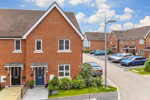 3 bedroom semi-detached house for sale, Arun Valley Way, Faygate, West Sussex