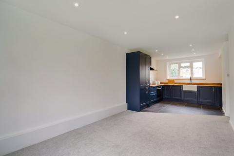 46 Fossway, York, YO31 8SL
