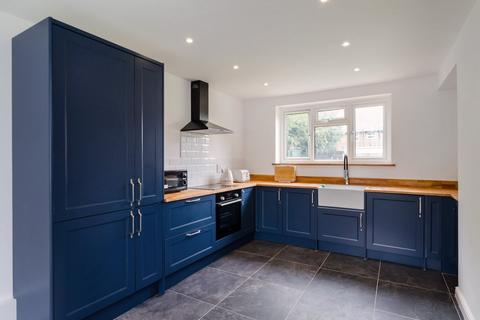 46 Fossway, York, YO31 8SL
