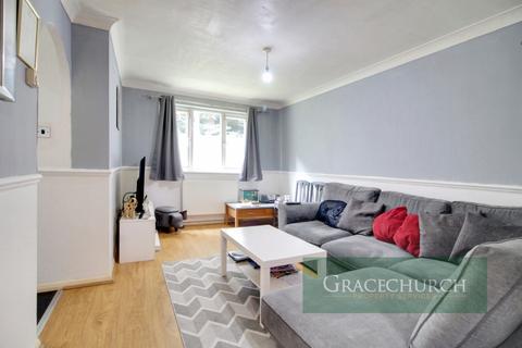 1 bedroom flat for sale, Howard Close, Waltham Abbey EN9