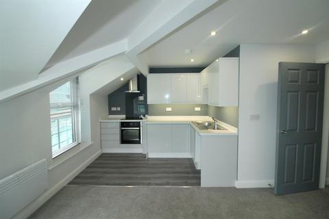2 bedroom apartment to rent, Church Lane, Pudsey