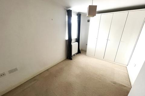 42 Anson Close, Grantham, NG31 7EN
