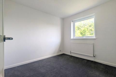 92 Rectory Grove, Hampton, TW12 1EE