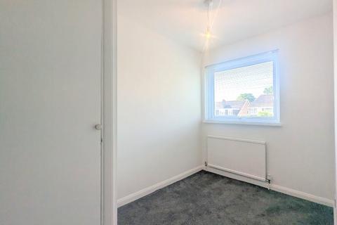 92 Rectory Grove, Hampton, TW12 1EE