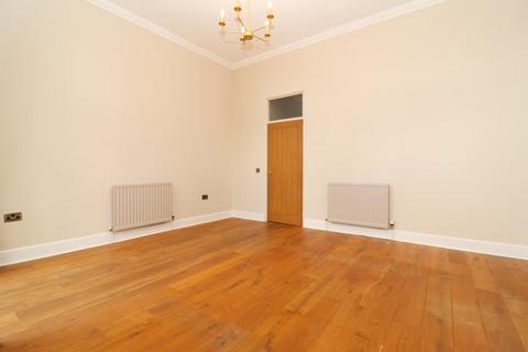 3 bedroom end of terrace house to rent, Hayford Mills, Cambusbarron, Stirling, Stirlingshire, FK7