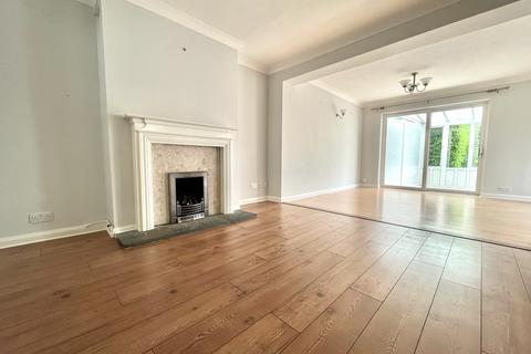 3 bedroom house to rent, Strathfield Road, Andover, SP10