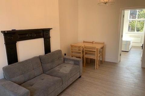 2 bedroom flat to rent, Cleveland Street, Central London W1T