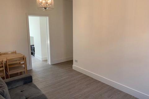 2 bedroom flat to rent, Cleveland Street, Central London W1T