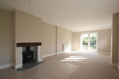 4 bedroom detached house to rent, Rickford, Worplesdon GU3