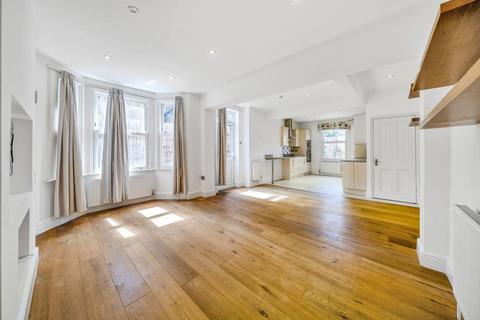 2 bedroom maisonette for sale, St. Alphonsus Road, Clapham