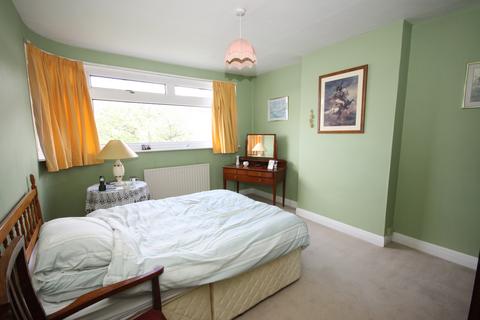 126 Woolacombe Road, London, SE3 8QN