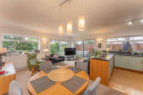 5 bedroom detached house for sale, The Rise, Elstree