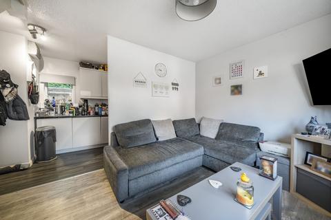 27 Hill View, Whyteleafe, CR3 0HE
