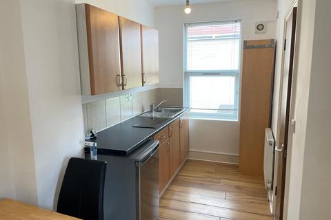 Studio to rent, Parkhurst Road, London, N22 8JQ