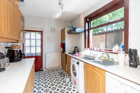 3 bedroom semi-detached house for sale, Speakman Road, Dentons Green, WA10