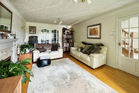 4 bedroom detached house for sale, Dan Y Deri, Bedwas, Caerphilly, CF83 8HR