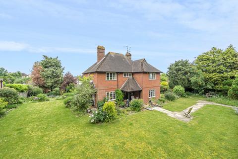 95 Farnham Road, Guildford, GU2 7PF