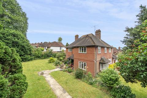95 Farnham Road, Guildford, GU2 7PF