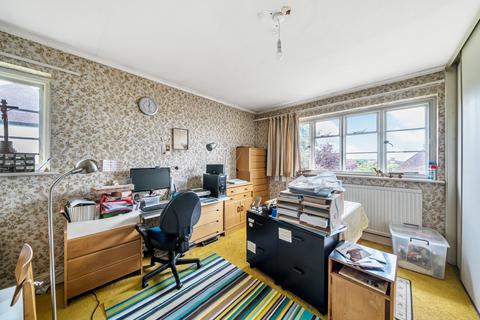 95 Farnham Road, Guildford, GU2 7PF