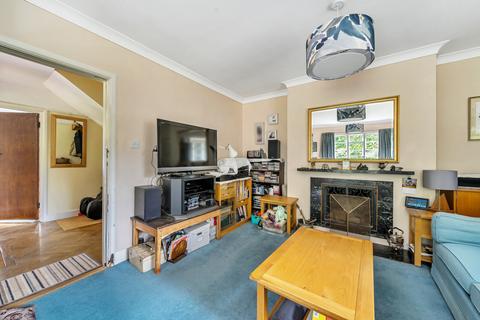 95 Farnham Road, Guildford, GU2 7PF