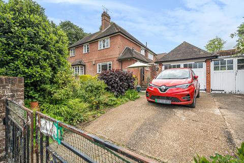 95 Farnham Road, Guildford, GU2 7PF