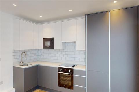1 bedroom apartment to rent, High Road, South Woodford, E18