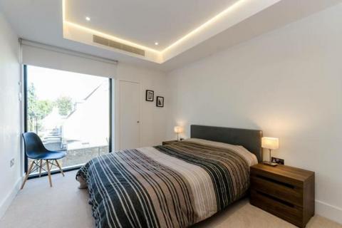 2 bedroom flat to rent, Sulivan Road