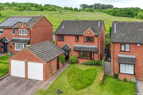 4 bedroom detached house for sale, Ashgrove Close, Marlbrook, Bromsgrove, B60 1HW