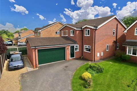 4 bedroom detached house for sale, Chilworth Close, Crewe, CW2