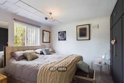 2 bedroom apartment to rent, Ella Park, HULL HU10