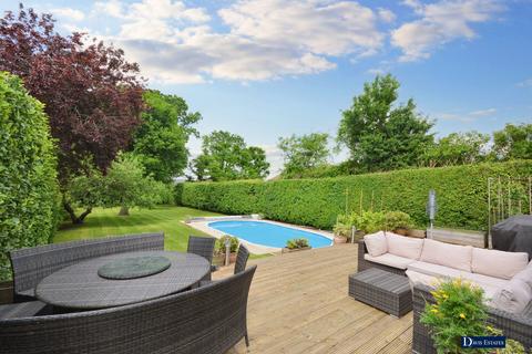 5 bedroom detached house for sale, Sylvan Avenue, Emerson Park, Hornchurch, RM11