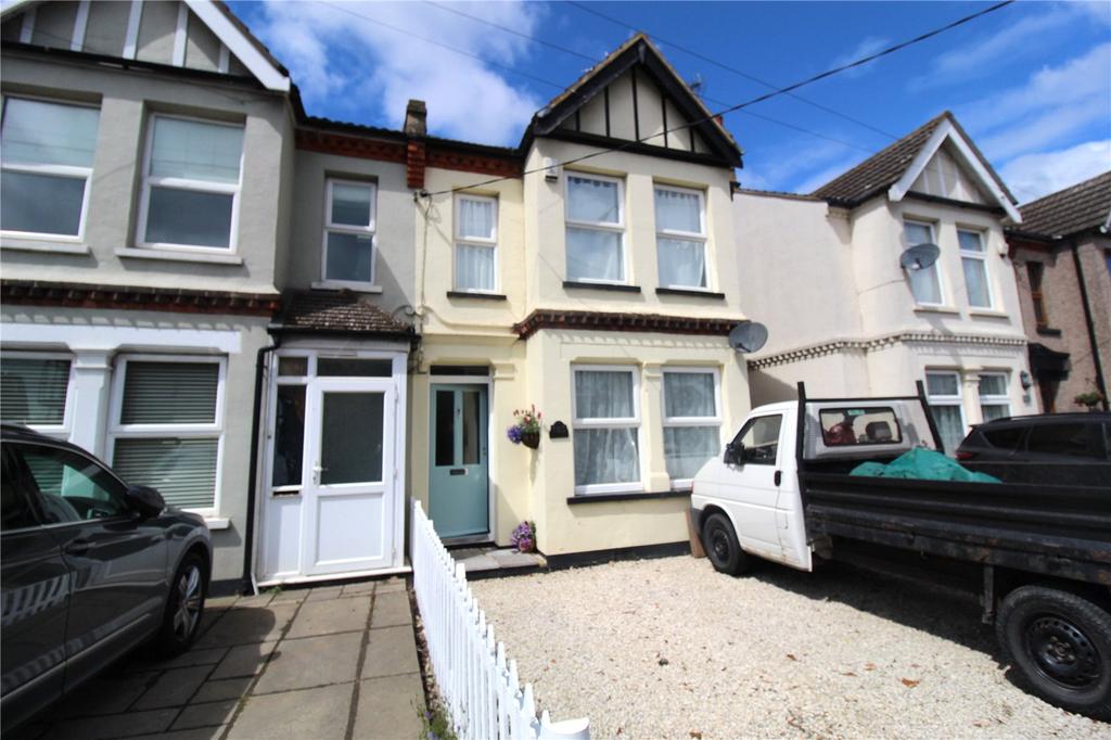 Ashingdon Road, Rochford, Essex, SS4 3 bed semidetached house for sale