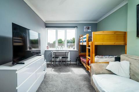 1 bedroom apartment for sale, Adwalton Close, Drighlington