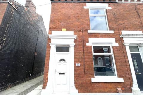 2 bedroom end of terrace house to rent, Cecil Street, Stalybridge, Cheshire, SK15
